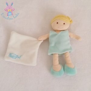 Doudou Poupée fille blonde robe bleu vert mouchoir blanc BABY NAT