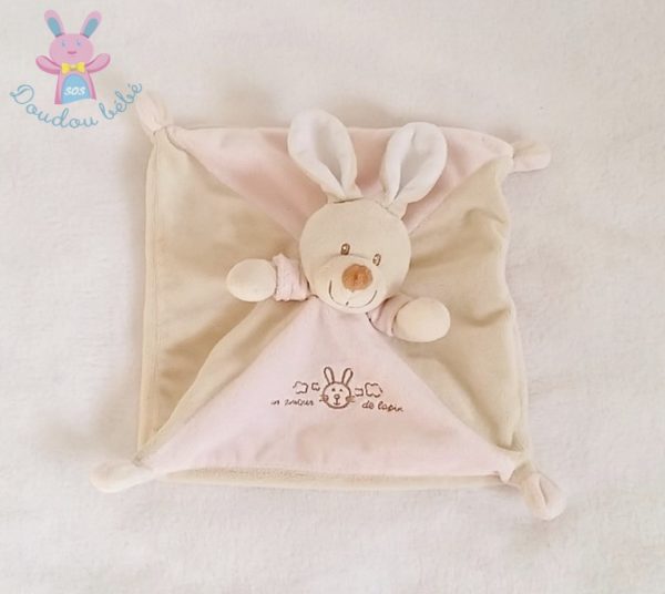 Doudou plat Un amour de Lapin beige rose Vétir