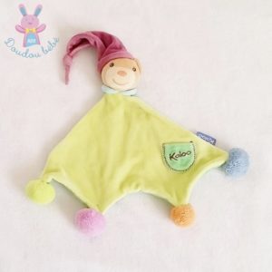 Doudou plat Ours Pop vert pompons bonnet KALOO