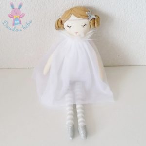 Doudou Poupée fée robe tulle blanc gris CADES