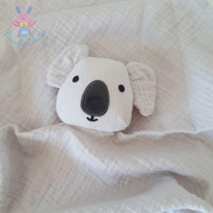 Doudou plat Koala lange tissu gris BOUT’CHOU MONOPRIX