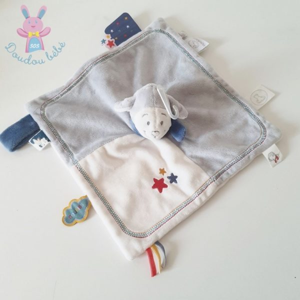 Doudou plat Mouton Guss & Victor bleu blanc NOUKIE'S – Image 2