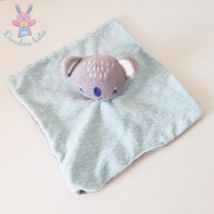 Doudou plat Koala bleu et gris avec motifs SIPLEC LECLERC