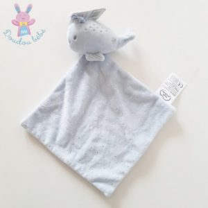 Doudou Baleine bleu mouchoir pois argentés MOTS D’ENFANTS