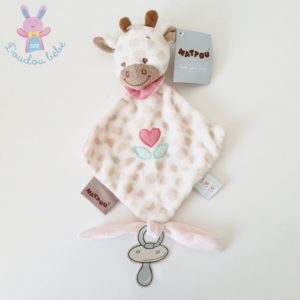 Doudou plat Girafe blanc beige fleurs attache tétine NATTOU