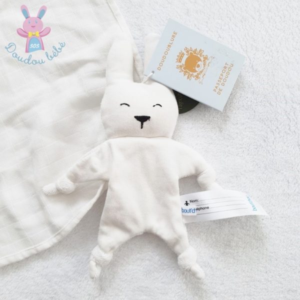 Doudou plat Lapin Super héros mouchoir coton bio blanc BOUT'CHOU – Image 2
