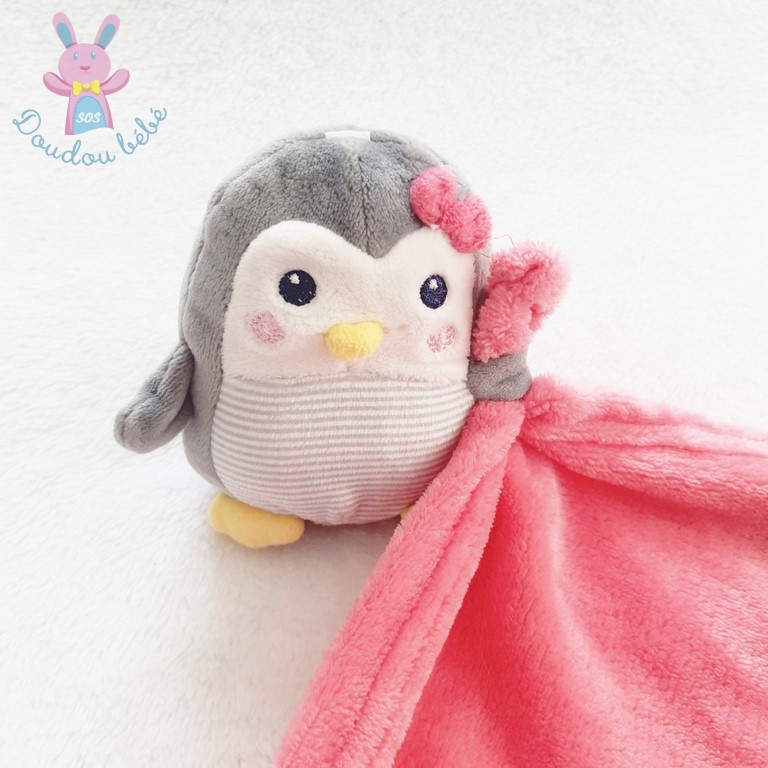 Doudou Pingouin gris raye couverture polaire rose fuchsia NICOTOY