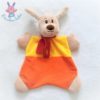 Doudou plat Chien beige jaune orange écharpe rouge Crédit Agricole