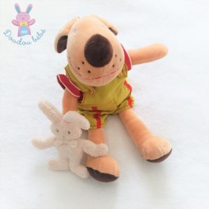 Doudou Chien beige salopette vert et son doudou Lapin AJENA