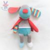 Doudou Chien gris bleu rouge rayé cape EBULOBO FNAC