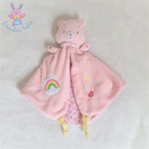 Doudou plat Ours Bisounours grelot rose cœurs arc en ciel JEMINI