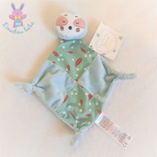 Doudou plat Paresseux Raton Laveur bleu vert feuilles TOM & KIDDY