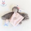 Doudou plat Singe Pairi Daiza rose gris attache tétine NOUKIE'S