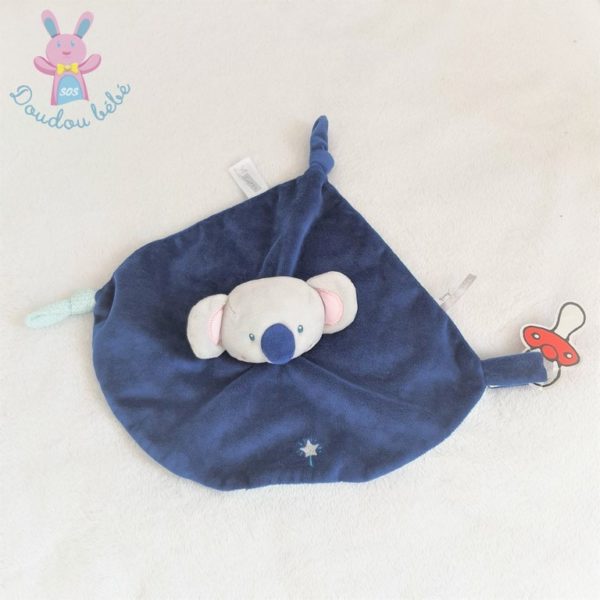 Doudou plat Koala bleu gris rose attache tétine GIPSY