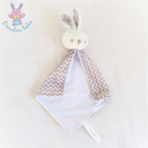 Doudou Lapin plat blanc gris cape zig zag INSPIRION GMH DNAS