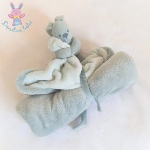 Doudou Lapin bleu gris clair avec sa couverture polaire NATTOU