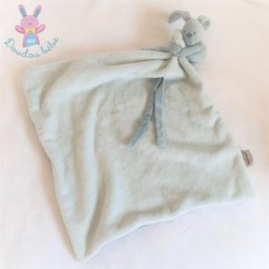 Doudou Lapin bleu gris clair avec sa couverture polaire NATTOU