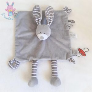 Doudou plat Lapin gris blanc et rayé attache tétine VACO