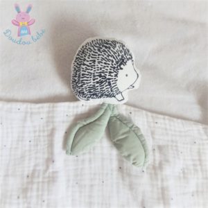Doudou plat Hérisson lange blanc noir pois VERTBAUDET
