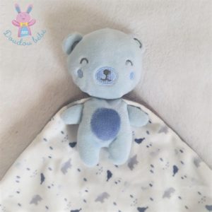 Doudou Ours bleu cape gris blanc animaux MOTS D’ENFANTS